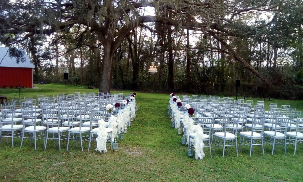 Ceremony Tree with Silver Chairs